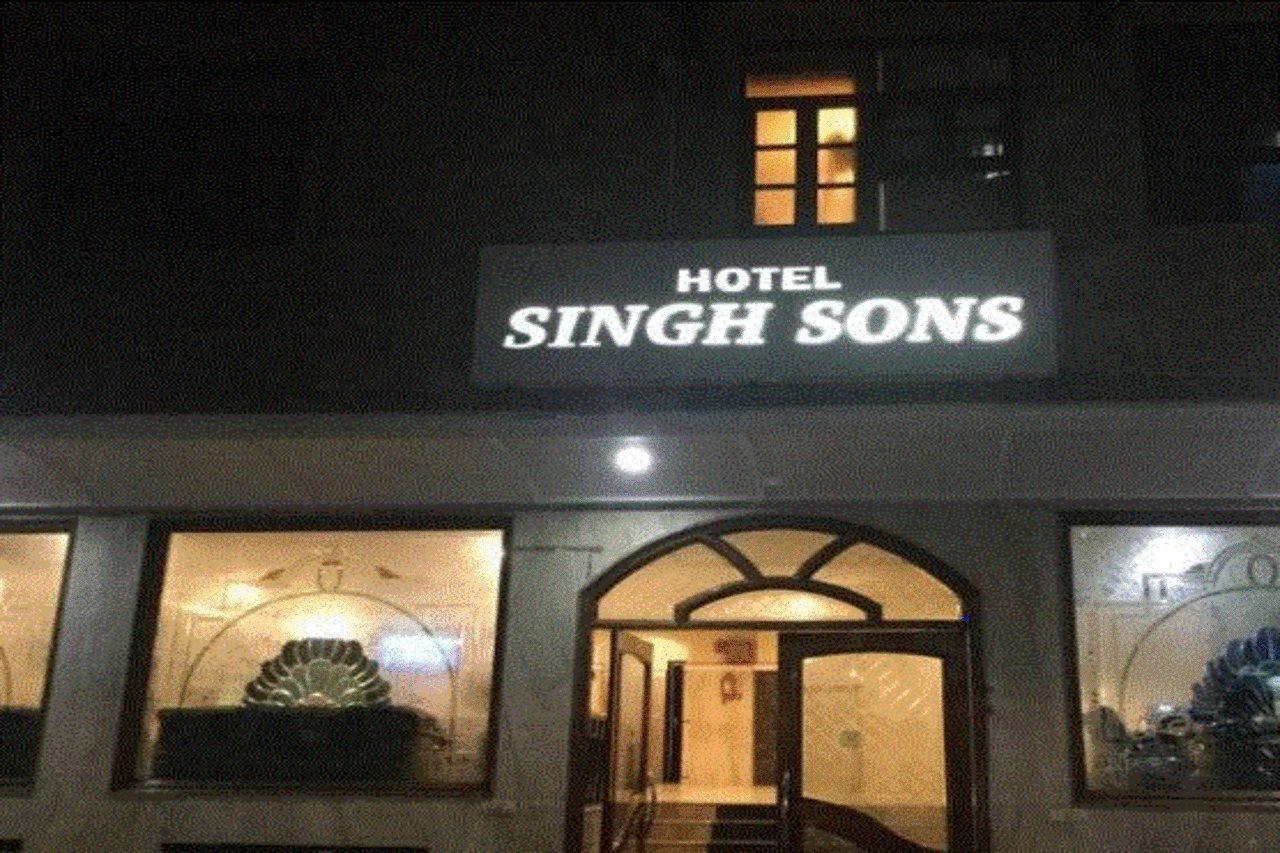 Hotel Treebo Trend Singh Sons Karol Bagh Neu-Delhi Exterior foto